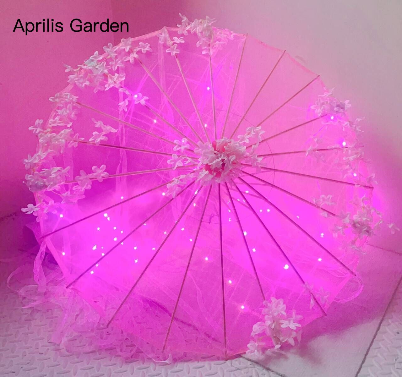 Светодиодный зонт из шелковой  – обзор и цена Smart Garden Umbrella